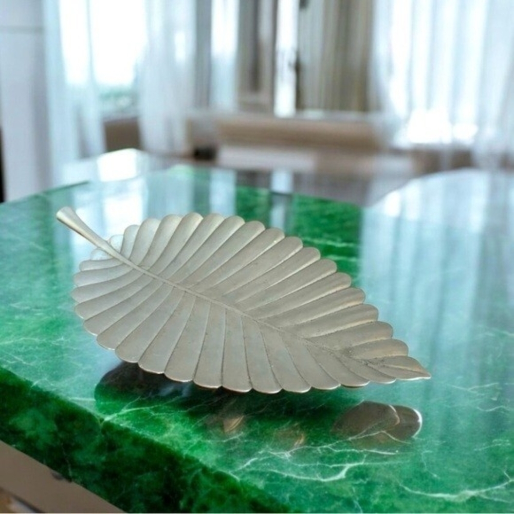 Reed & Barton Elm Leaf Platter Arbor Collection Silver Metal Tray 10.75x6.5 VG
